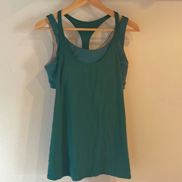 LuLuLemon All Sport Tanktop Sports Bra, Teal Green. Size 10 - Picture 3 of 9